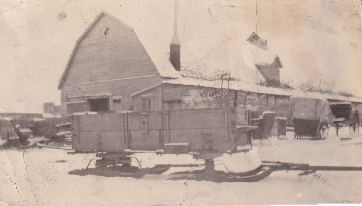 Photograph possibly showing the Davis livery barn before the 1931 Birch Hills fire.
