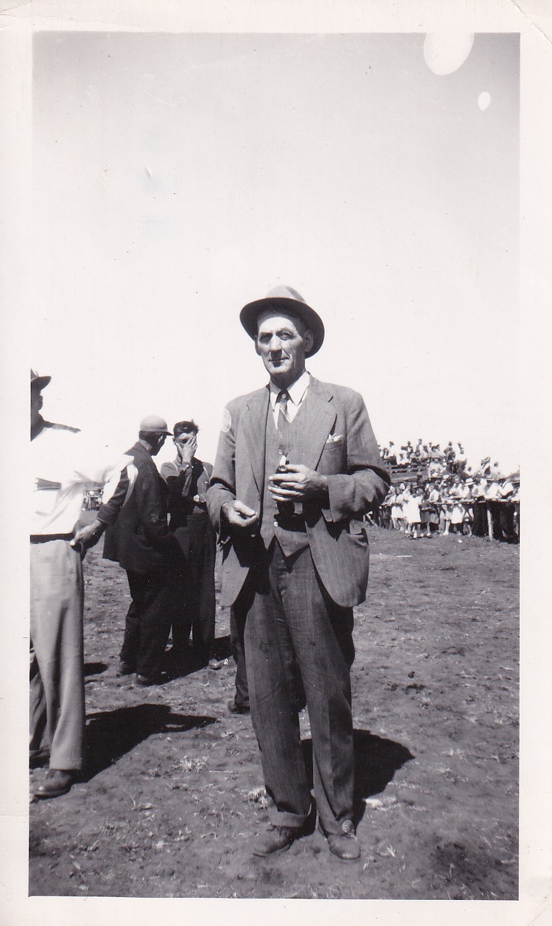 Photograph of Charles Elijah Davis at Reserve Sports Day in 1947.